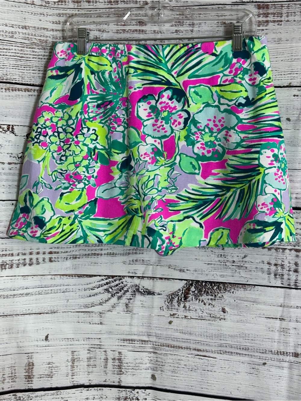 lilly pulitzer skorts Womens size Medium Madison Floral Print pull on Shorts - Picture 3 of 13